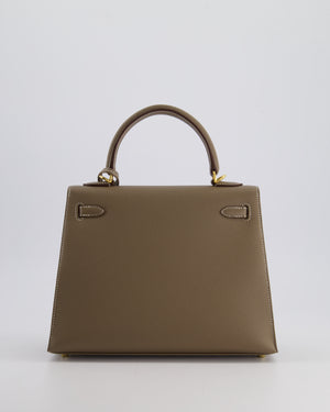 *HOLY GRAIL* Hermès Kelly 25cm Sellier Bag in Etoupe Epsom Leather and Gold Hardware