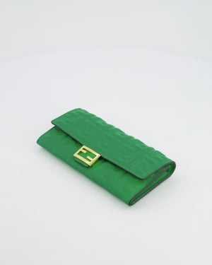 *FIRE PRICE* Fendi Green FF Baguette on Chain Leather Bag with Gold Hardware