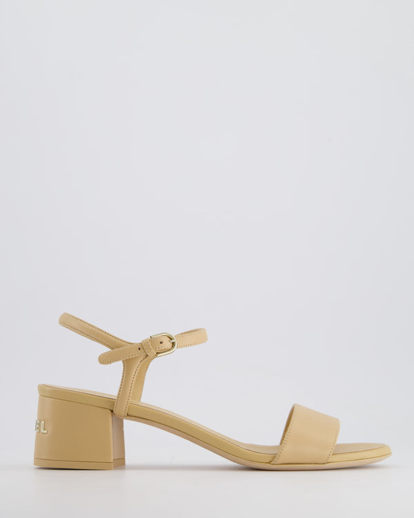 Chanel Beige Sandals with CHANEL Gold Logo Size EU 41