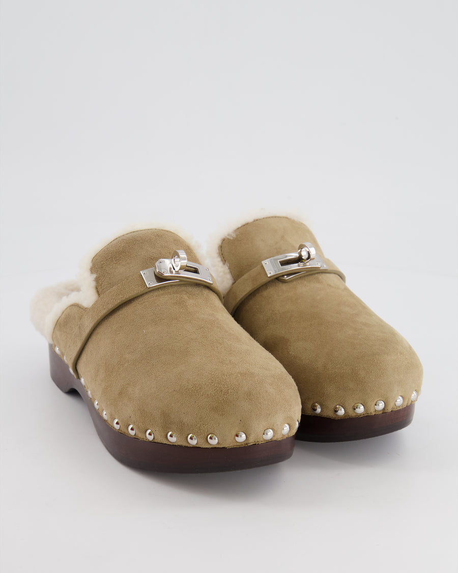 Hermès Beige Leather Carlotta Mules with Fur Detail Size EU 37