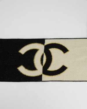 Chanel Black and White Manchester Fashion Show Limited Scarf with Camellia and CC Logo Detail Size 145x20cm