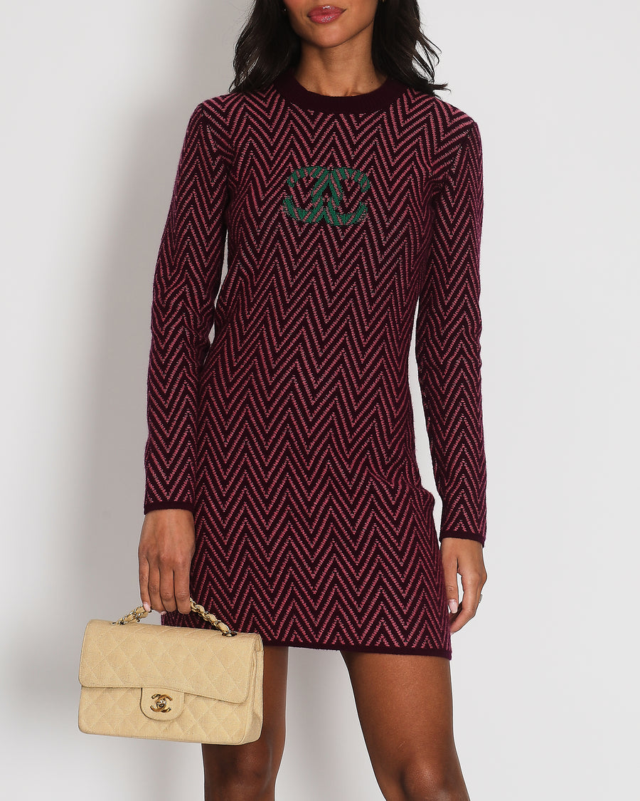 Chanel Purple, Green Zig Zag Cashmere Dress with CC Logo Size FR 36 (UK 8)