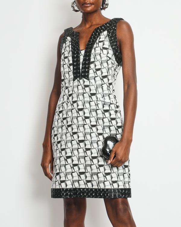 Chanel Black & White Metallic Abstract Print Knee Length V-Neck dress Size FR 40 (UK 12)