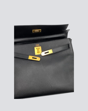 Hermès Black Kelly 32 in Ardennes Leather With Gold Hardware