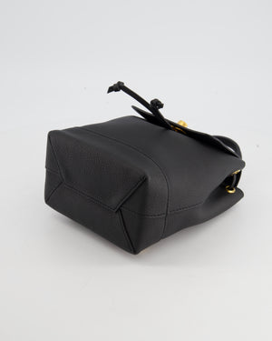 Louis Vuitton Lockme Mini Backpack Black Grainy Calfskin GHW 16 L x 19.4 H  x 10.0 W cm Tahun 2018 Adjustable straps, sling, backpack…
