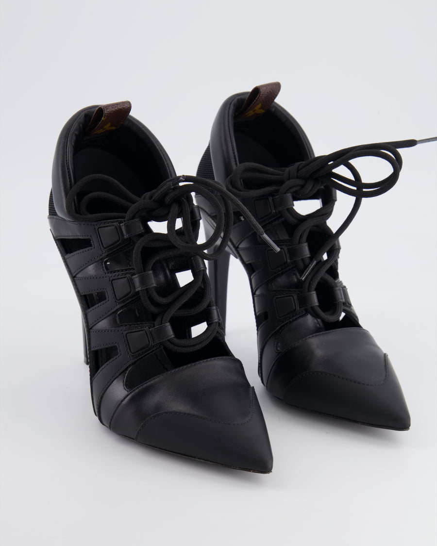 Louis Vuitton Black Streamline Laced Pump Heels Size 41 – Sellier