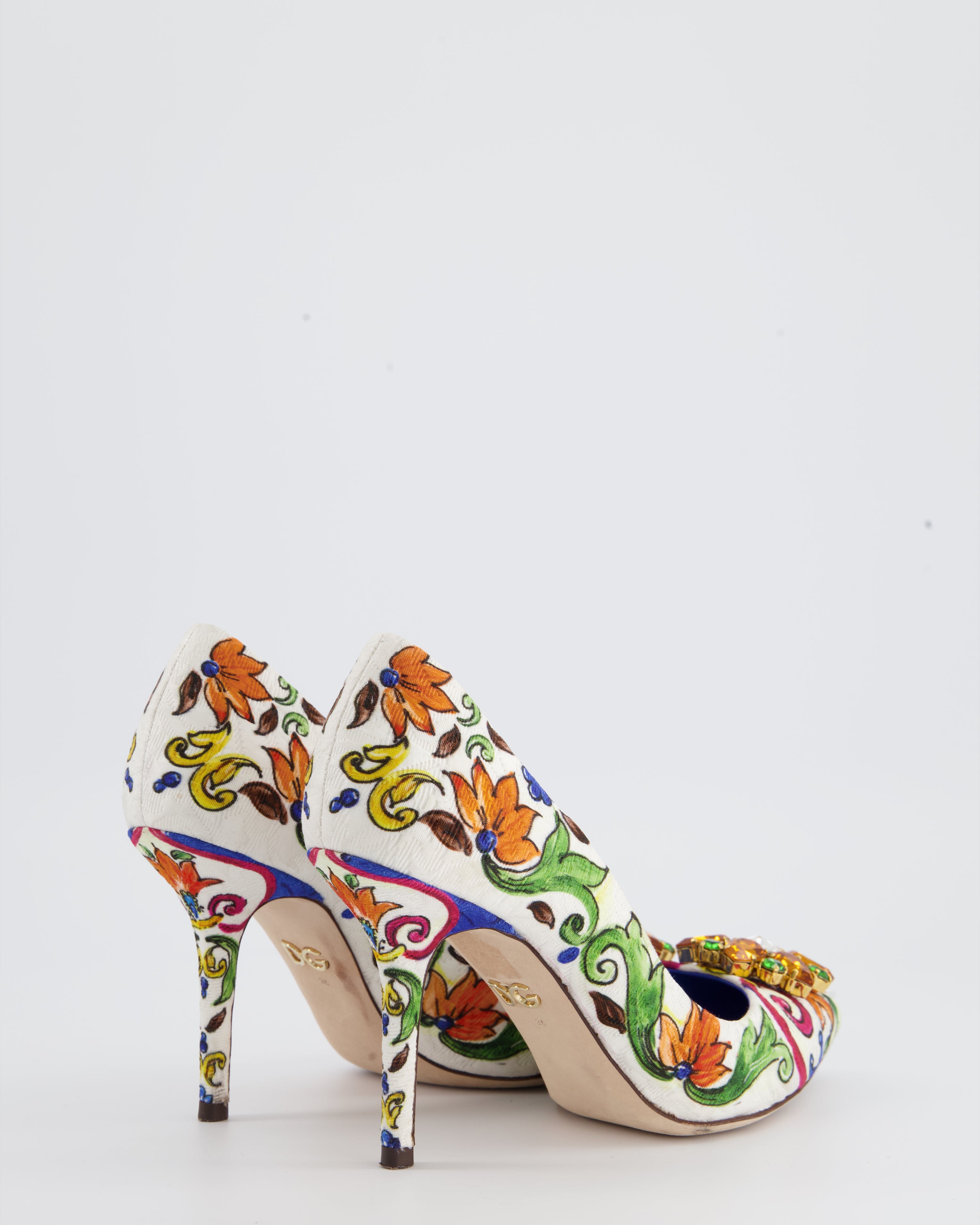 Flower sales pattern heels